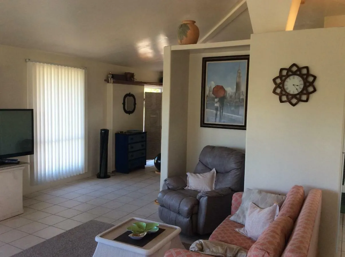 Mediteranean Style Ohana Rental / Loft & Sundeck Panoramic Ocean View Honolulu Landing