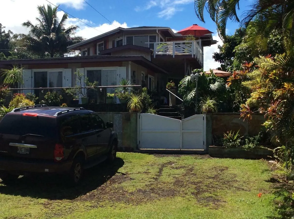 Mediteranean Style Ohana Rental / Loft & Sundeck Panoramic Ocean View Honolulu Landing USA